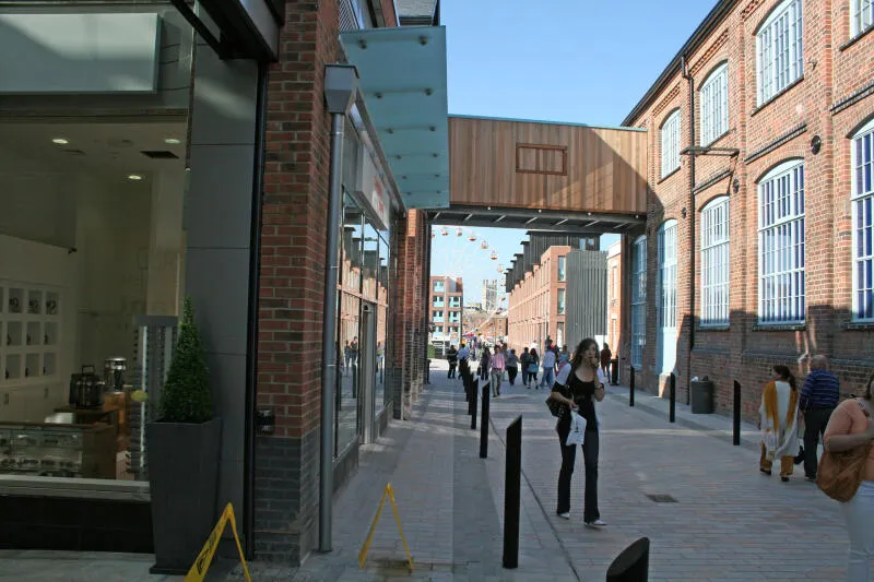 2500 Factory Outlet Centre Gloucester Quays (65)